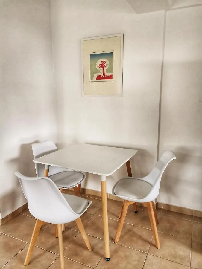 شقة Flemigks 1 Bedroom Appartement لارنكا قبرص